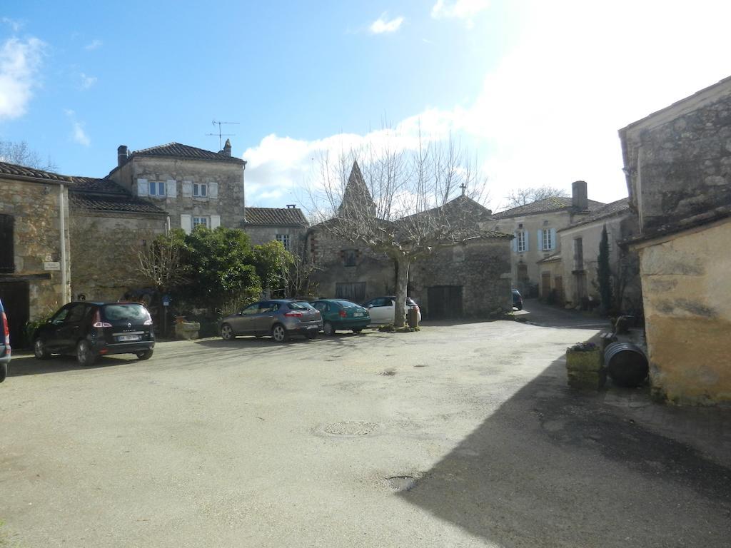 La Maison Des Cornieres Fources Экстерьер фото