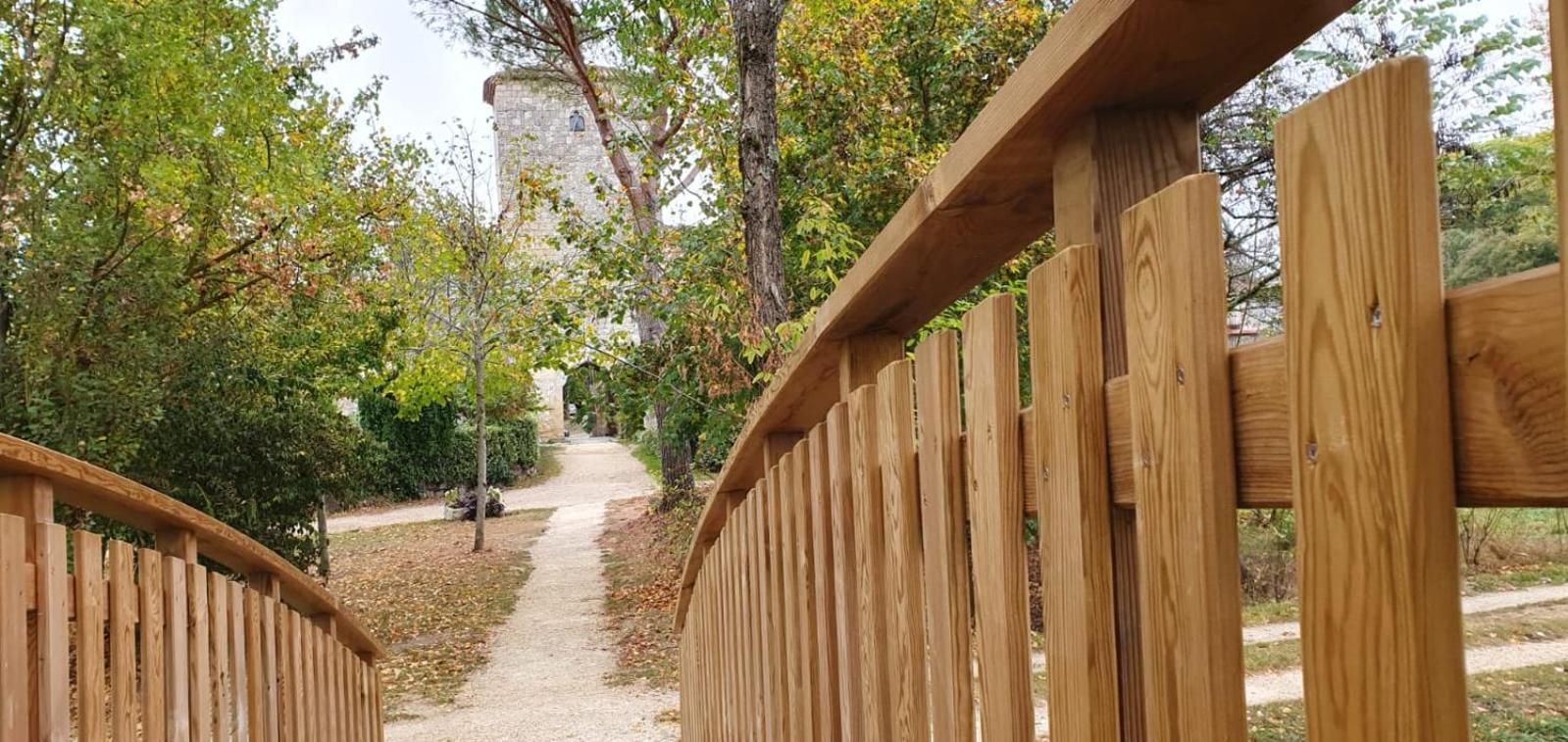 La Maison Des Cornieres Fources Экстерьер фото