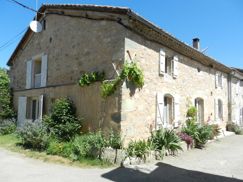 La Maison Des Cornieres Fources Экстерьер фото